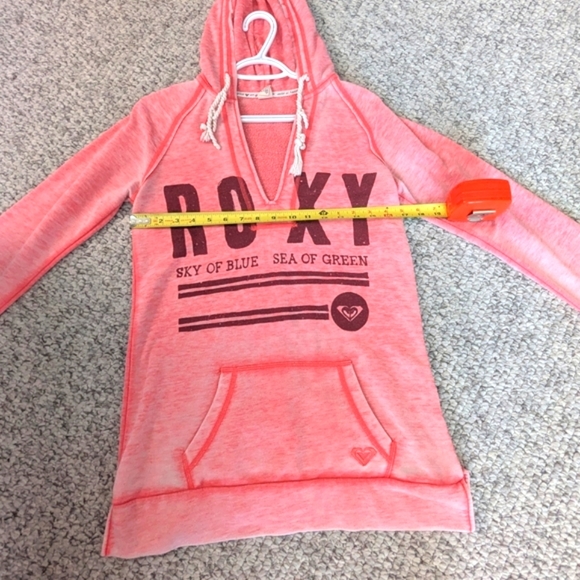 Roxy Women (Size M) Long  V-Neck Hoodie/Sweatshirt With Ravelled Drawstring Ties - Picture 9 of 16